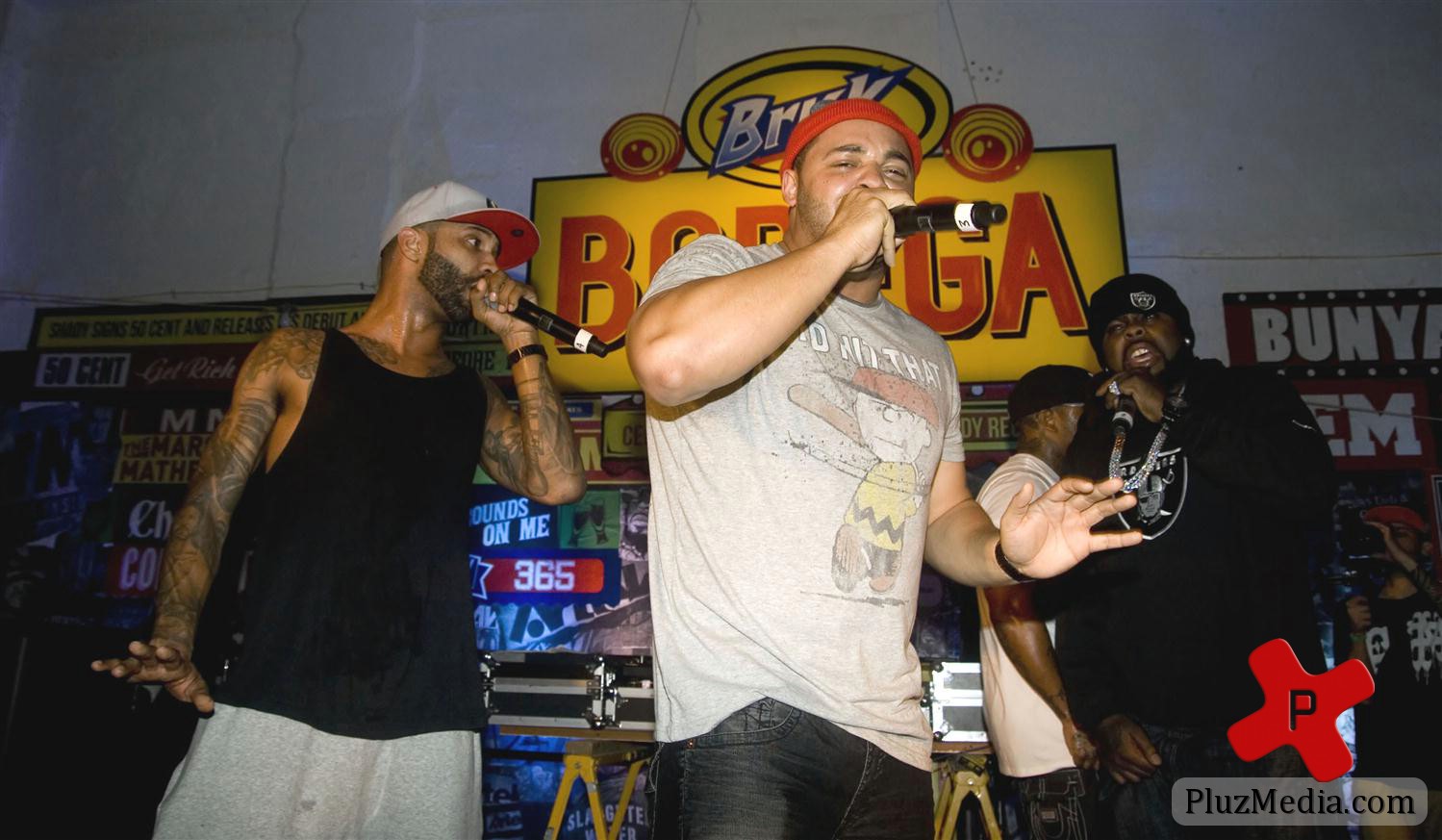 Yelawolf and Slaughterhouse at the Pop-up Bodega photos | Picture 80893